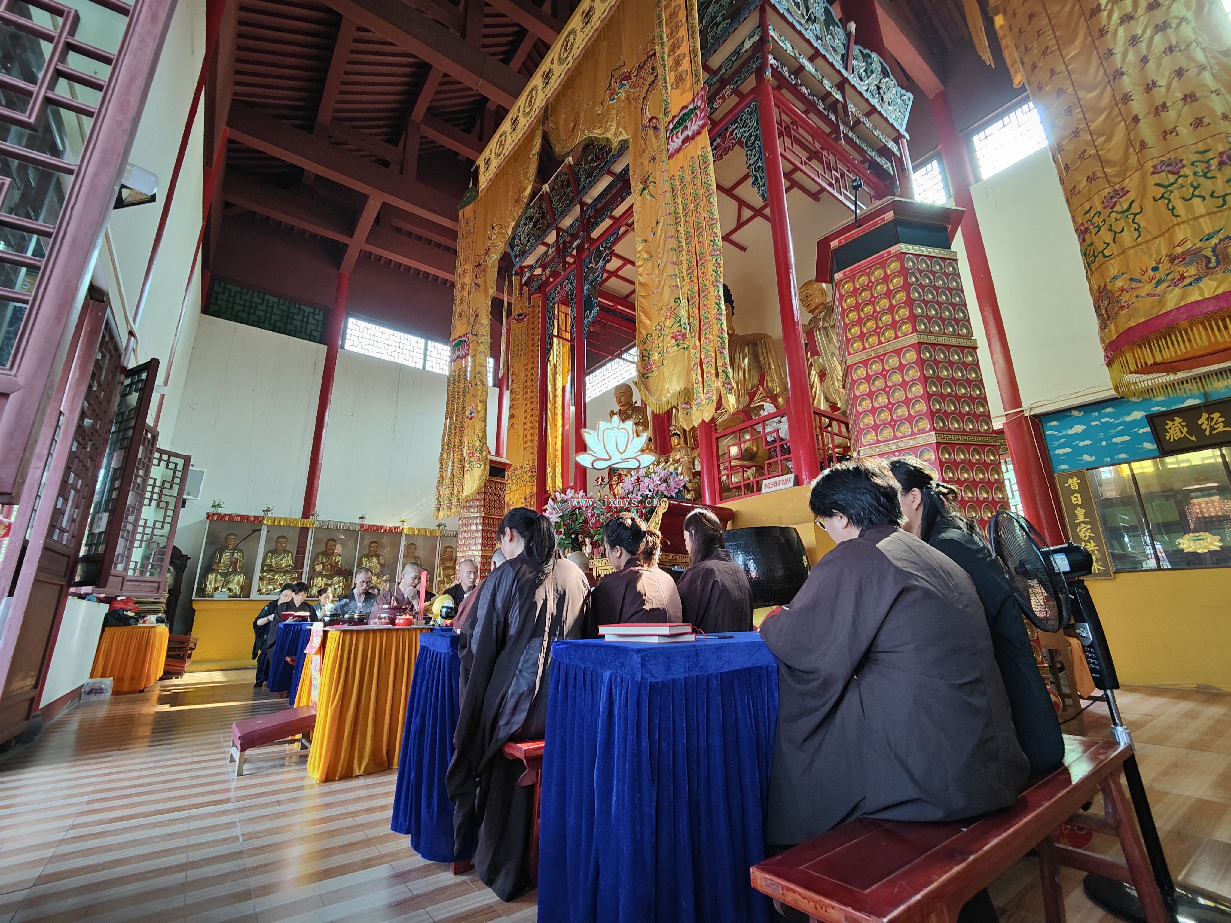 天游8线路检测中心七月三十日地藏王菩萨圣诞法会圆满